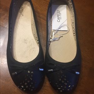 NWT Girls Black Capelli Flats Dress Shoe Size 7